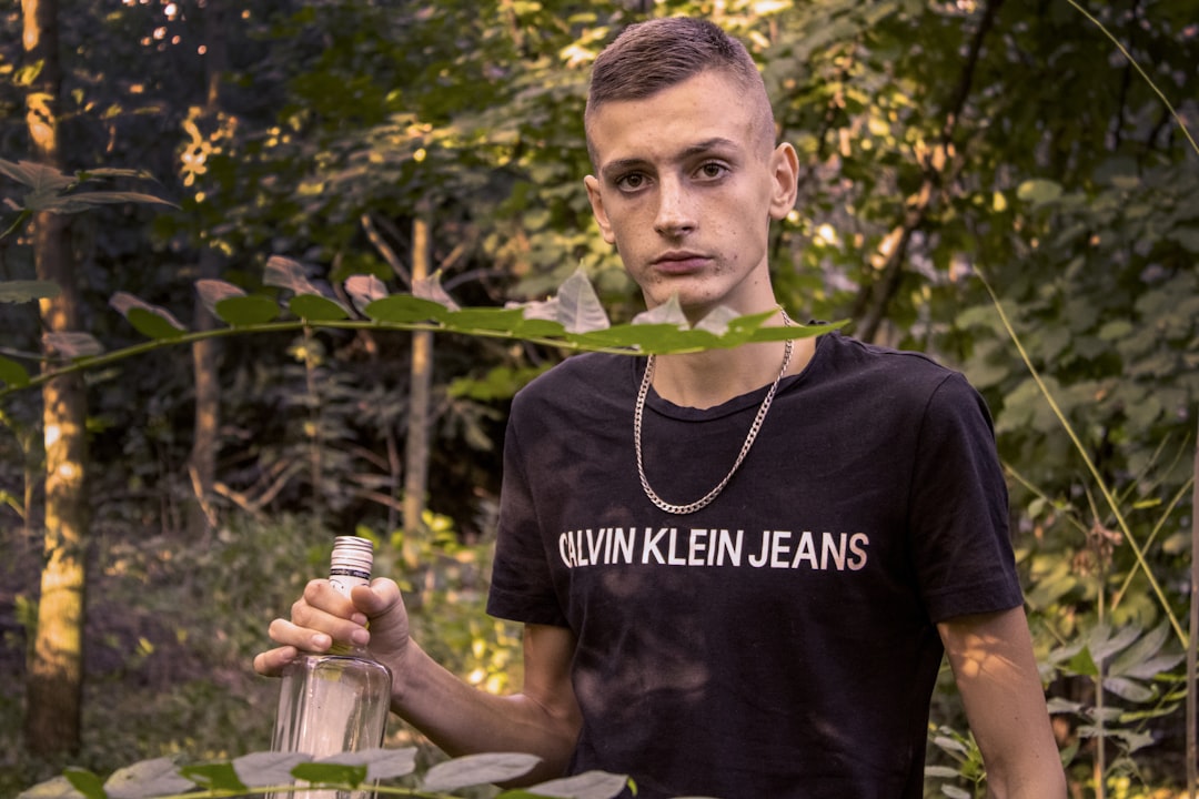 erfahren sie alles über das nettovermögen von stefan raab, seine einnahmen, vermögensquellen und finanziellen erfolge.