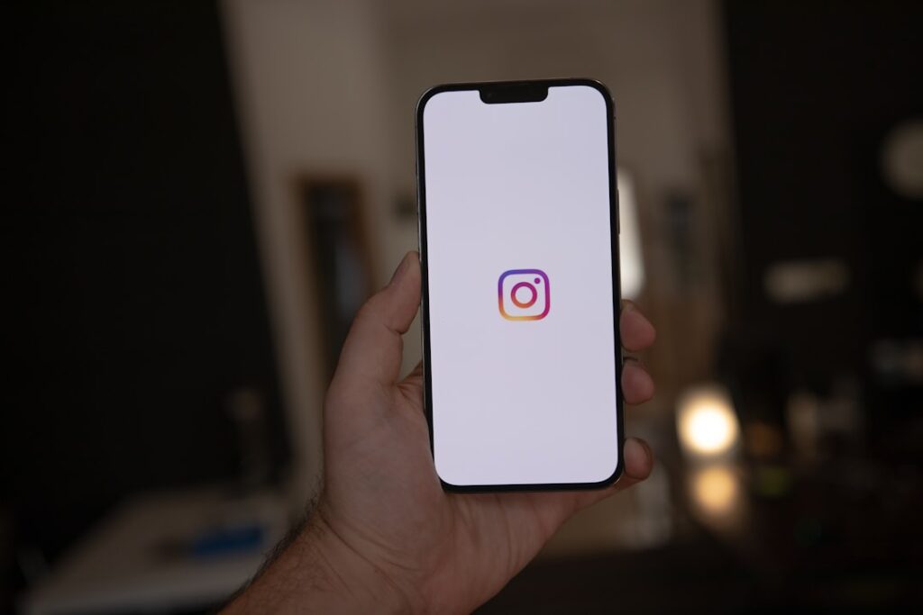 laden sie instagram stories einfach und schnell herunter. speichern sie ihre lieblings-storys direkt auf ihr gerät mit unserem praktischen instagram story downloader.